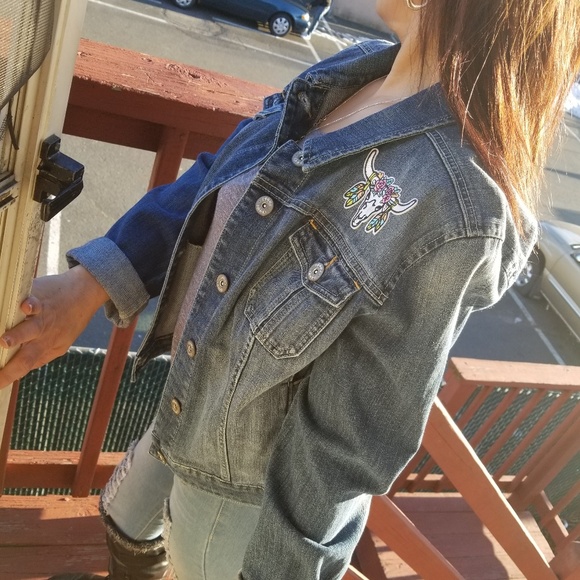 Embroidered Denim Jacket - Picture 3 of 4